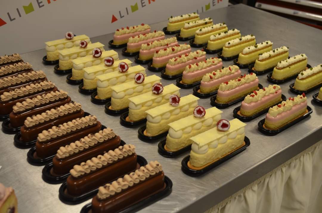 Demo Lange fijne gebakjes en cakes